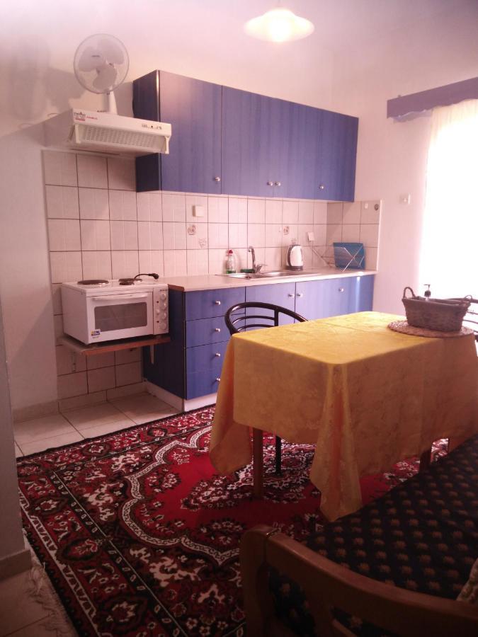 "Αρμονία" Διαμερισμα, Καλαματα-"Harmony" Apartment, Kalamata Ngoại thất bức ảnh